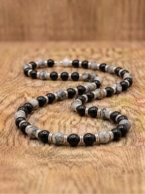 A Unique Design for Black and Gray Agate Necklace - Natural Stone Accent